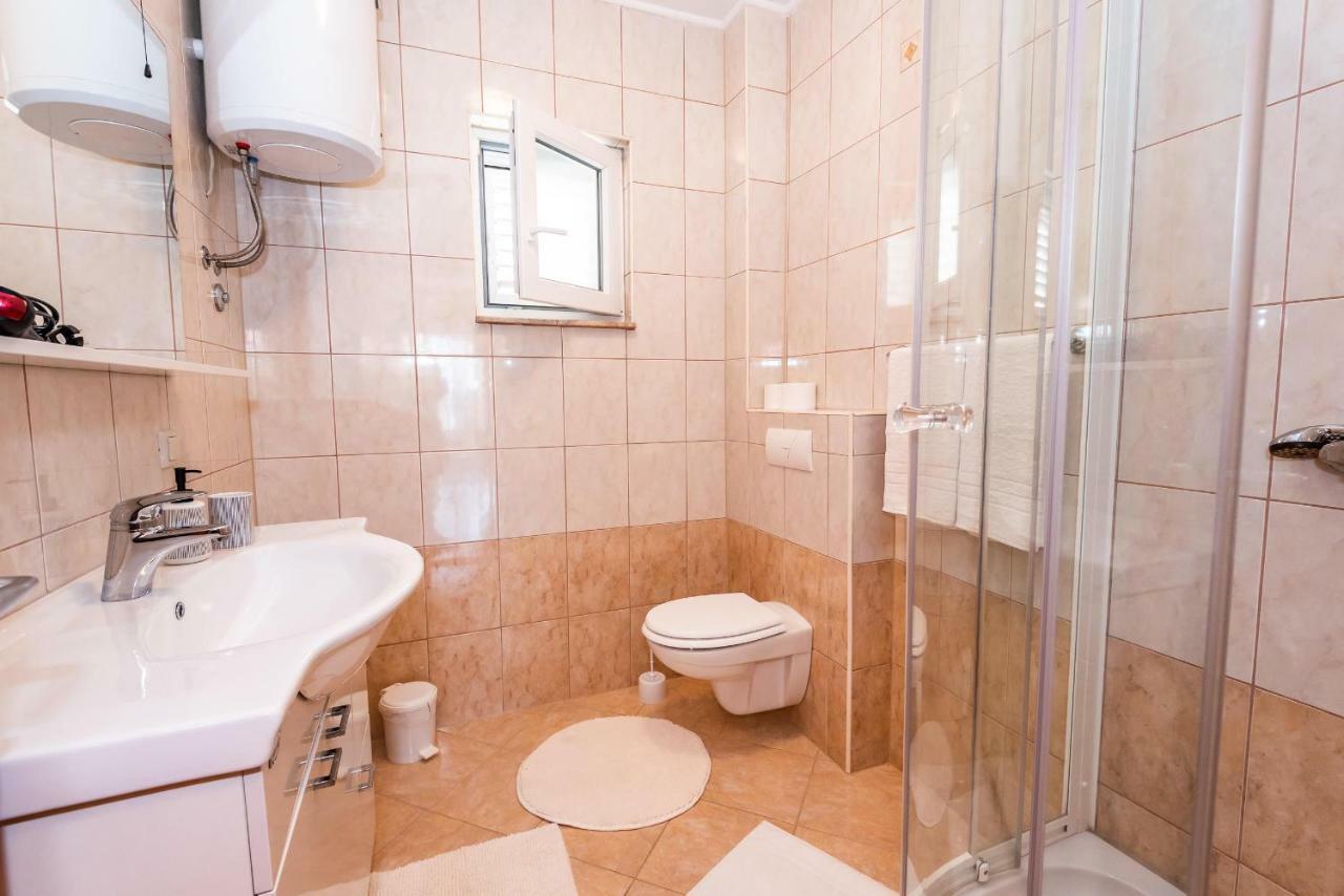 Apartmani Marina Klek Εξωτερικό φωτογραφία