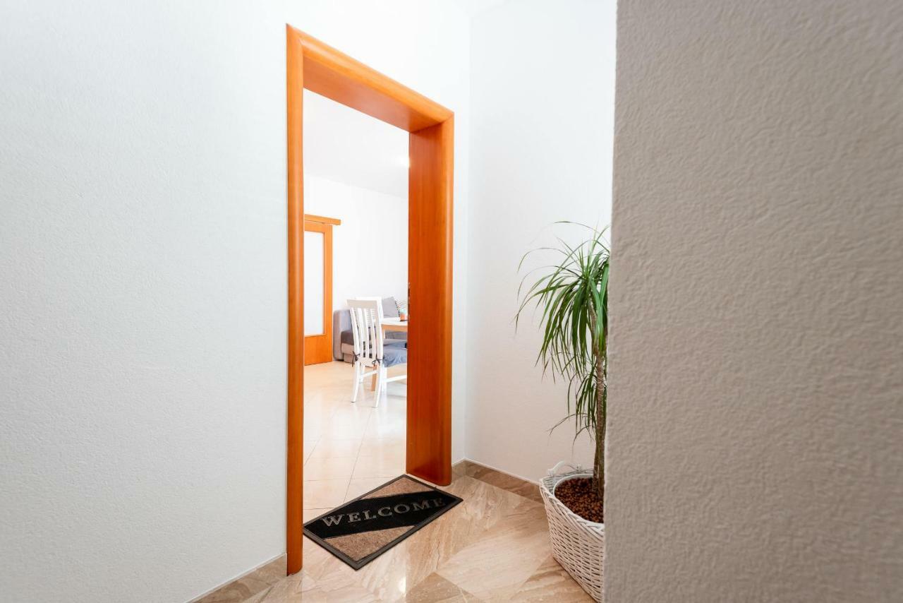 Apartmani Marina Klek Εξωτερικό φωτογραφία