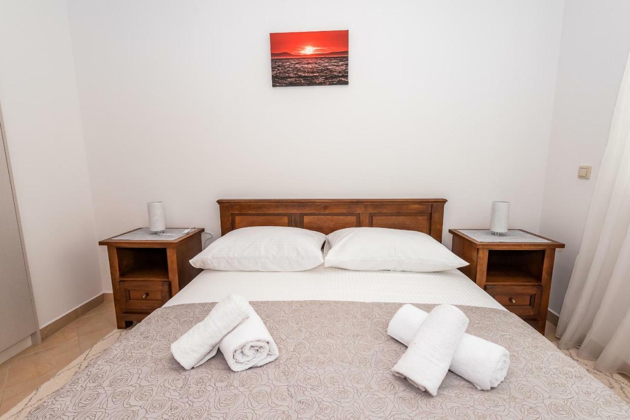 Apartmani Marina Klek Εξωτερικό φωτογραφία