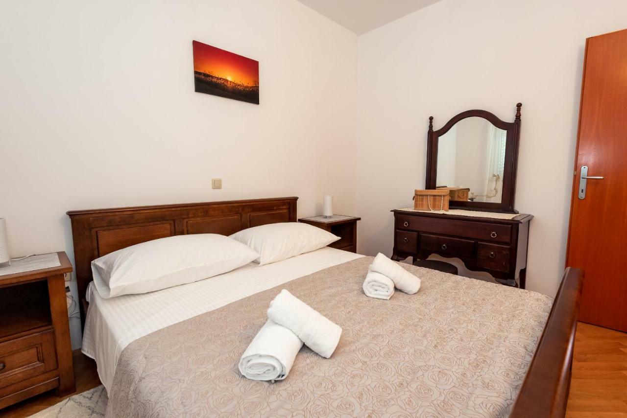 Apartmani Marina Klek Εξωτερικό φωτογραφία