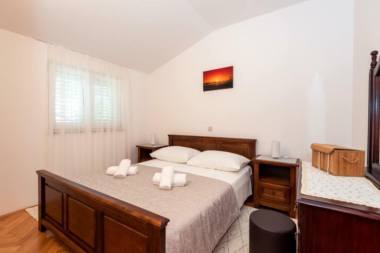 Apartmani Marina Klek Εξωτερικό φωτογραφία